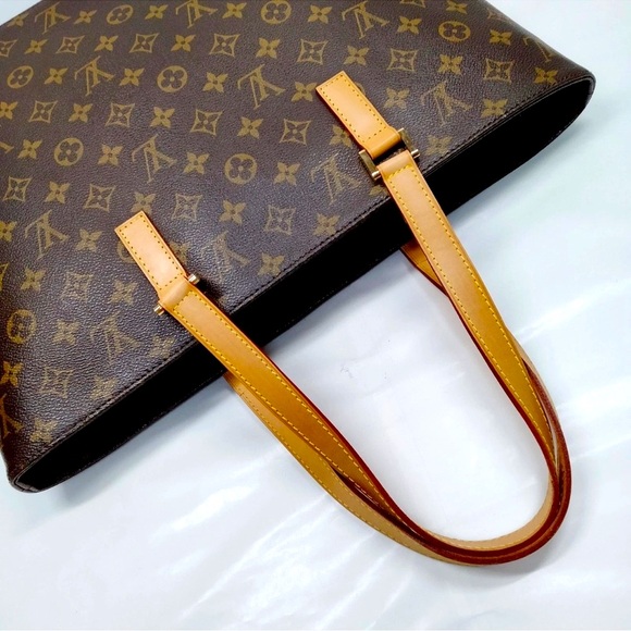 Authentic Louis Vuitton Monogram Luco Tote - Picture 7 of 17